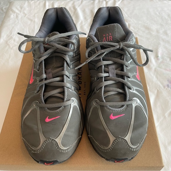 Nike Air Max Torch - size 9.5 - Picture 1 of 5